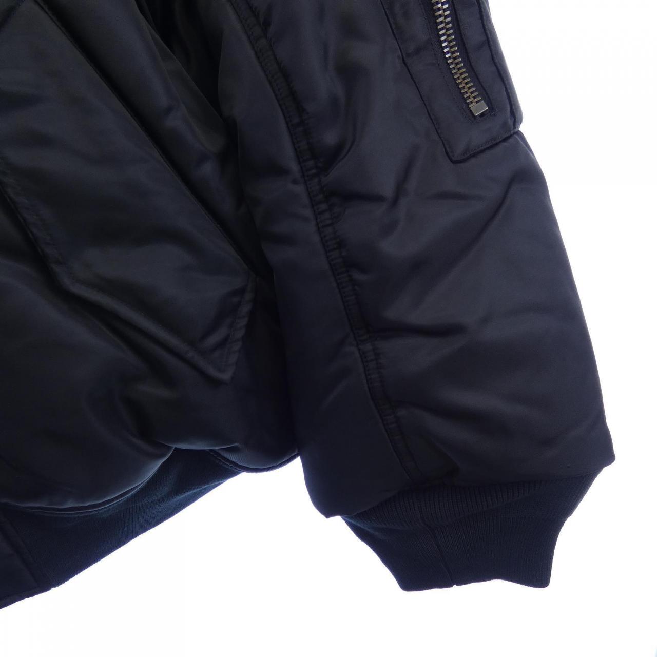 バレンシアガ BALENCIAGA 746456 TNO27 UNISEX ブルゾン