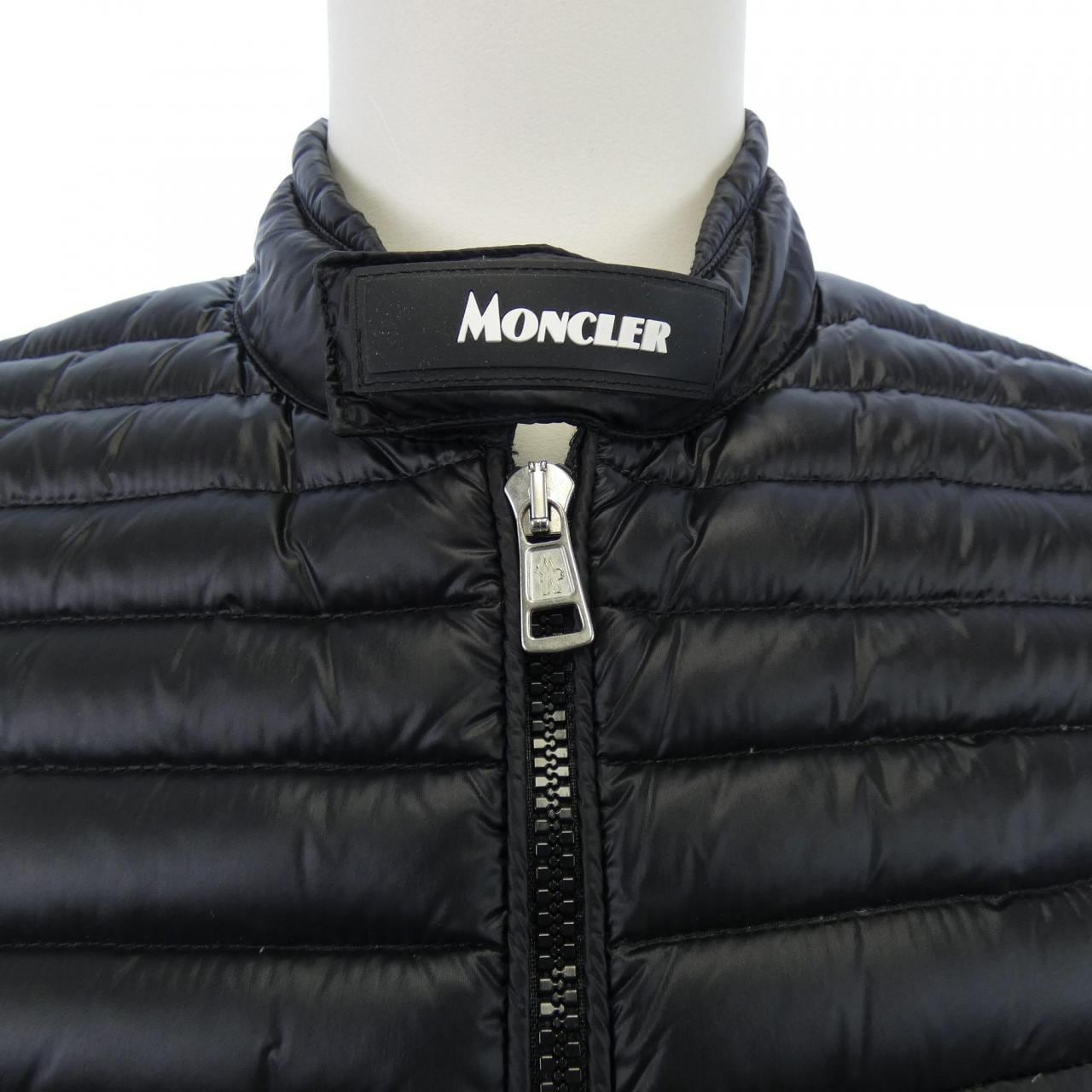 モンクレール MONCLER KAVIR ダウンジャケット