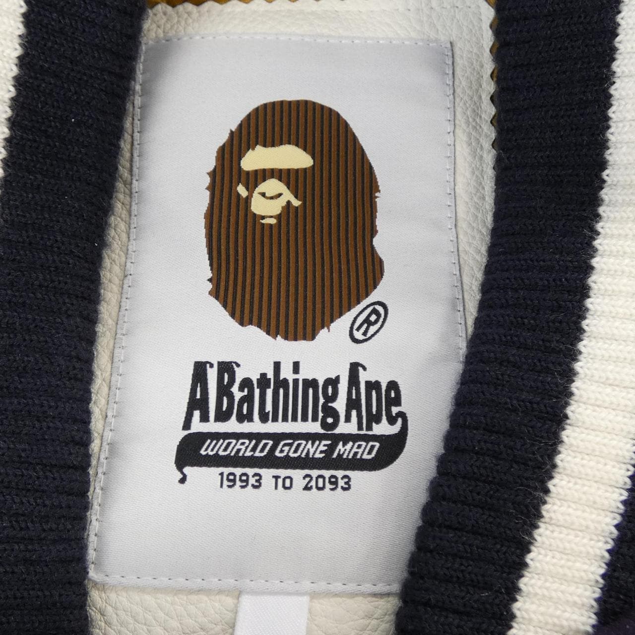 アベイシングエイプ A BATHING APE スタジャン