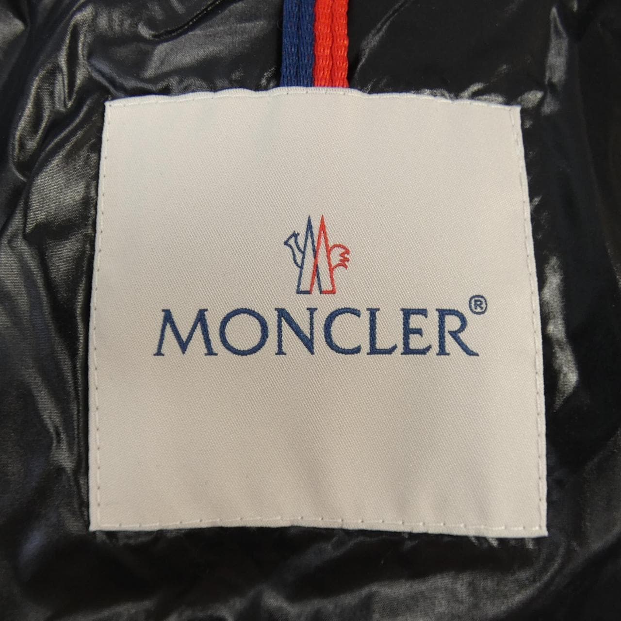 モンクレール MONCLER ダウンジャケット