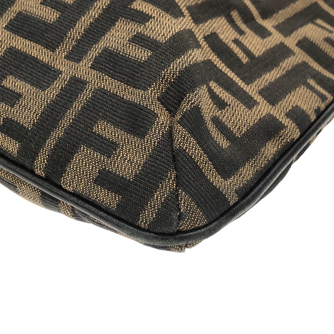 【ヴィンテージ】フェンディ 15082 ショルダーバッグ