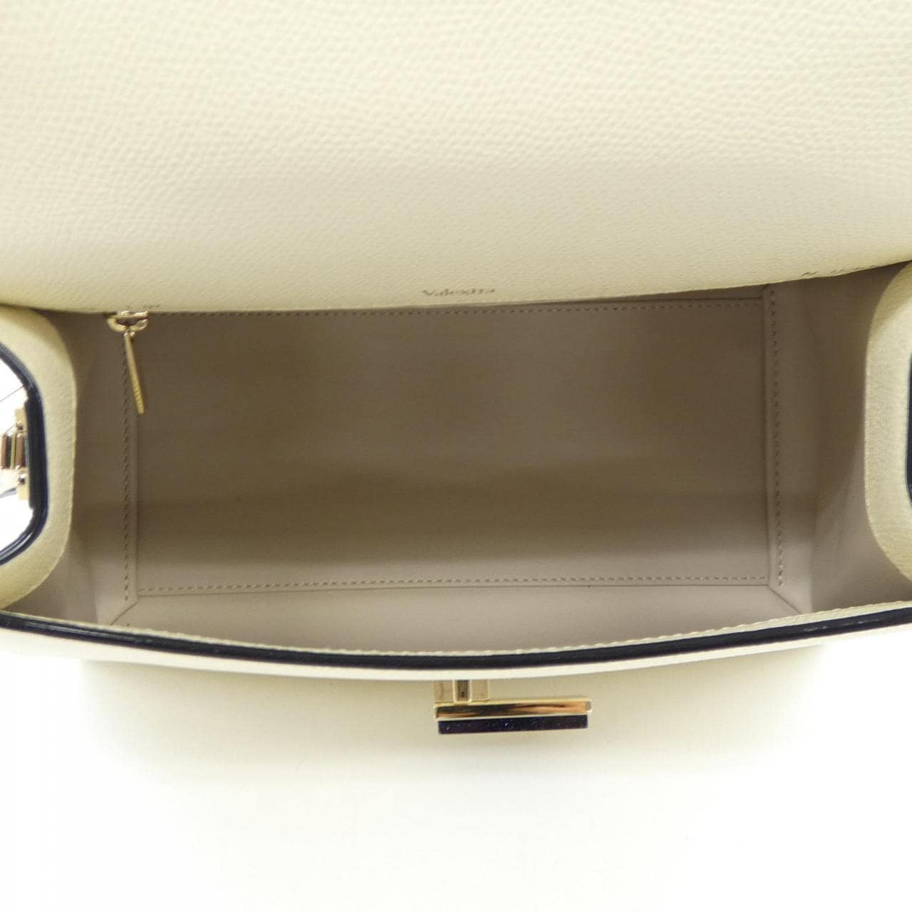 ヴァレクストラ VALEXTRA イジィデ ISIDE WBES0056028MMOCPN BAG