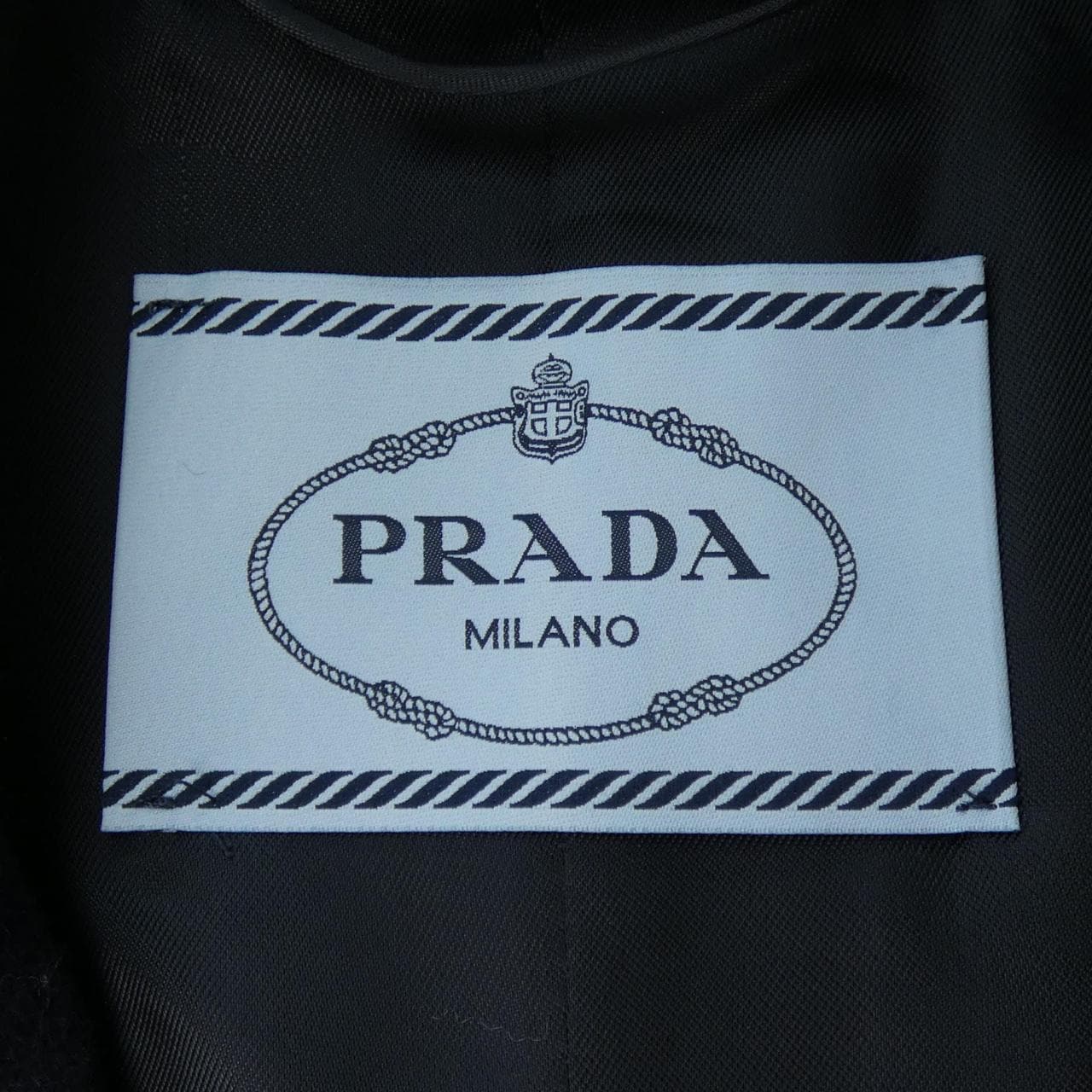 Prada PRADA P693B R142 E91外套