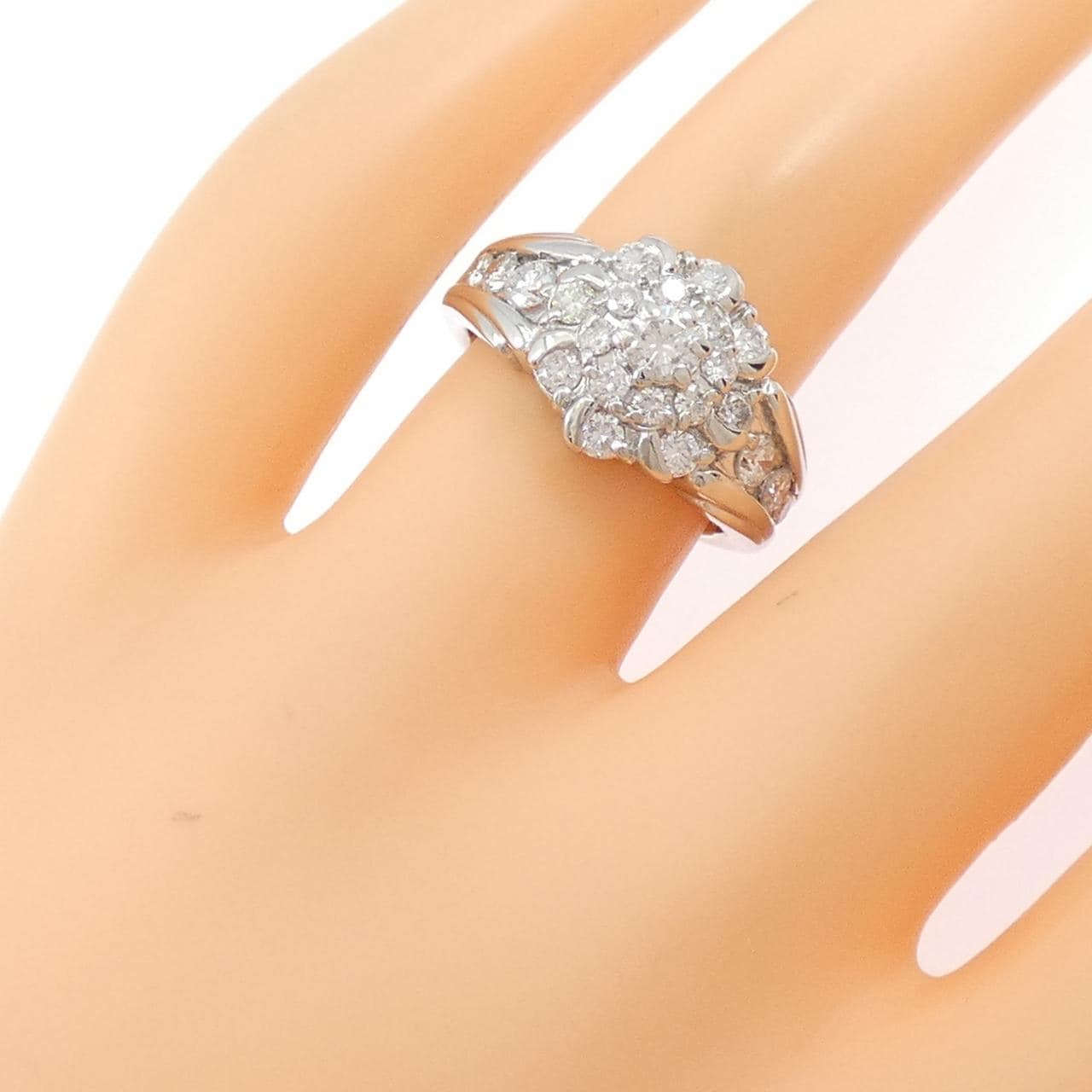 PT900钻石戒指 1.03克拉