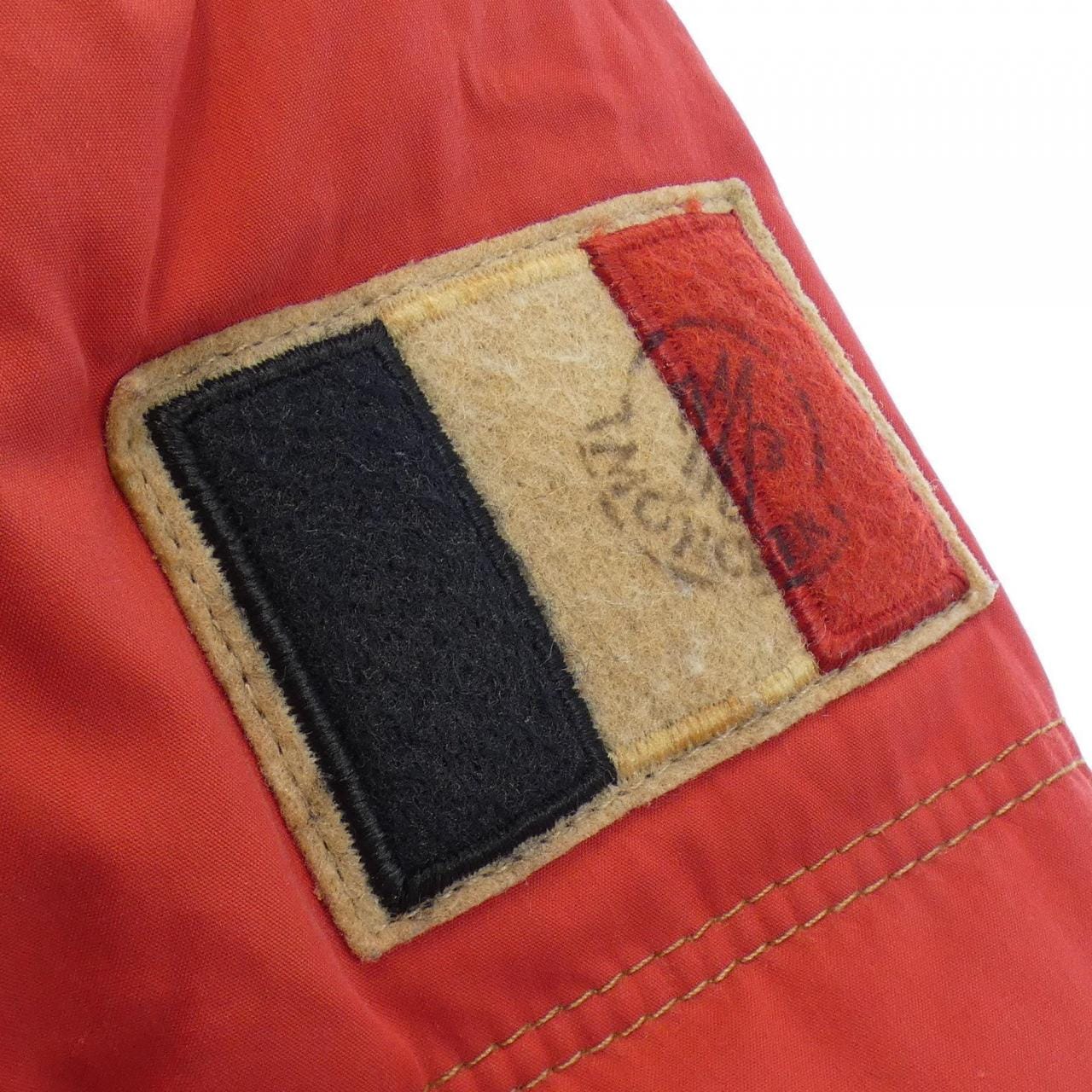 モンクレール MONCLER ダウンジャケット
