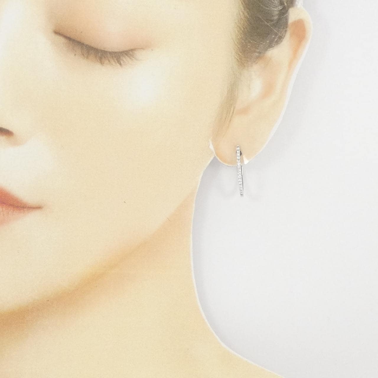 K18WG ダイヤモンド ピアス 0.32CT