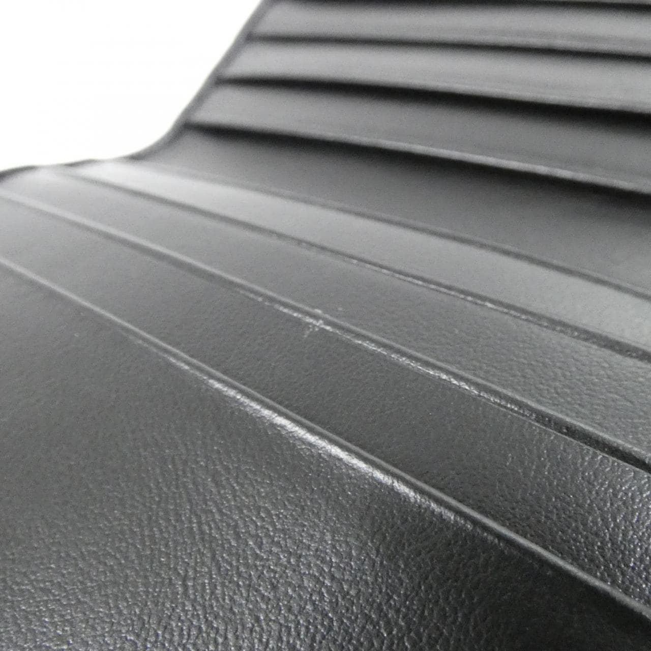 プラダ 1ML050 財布