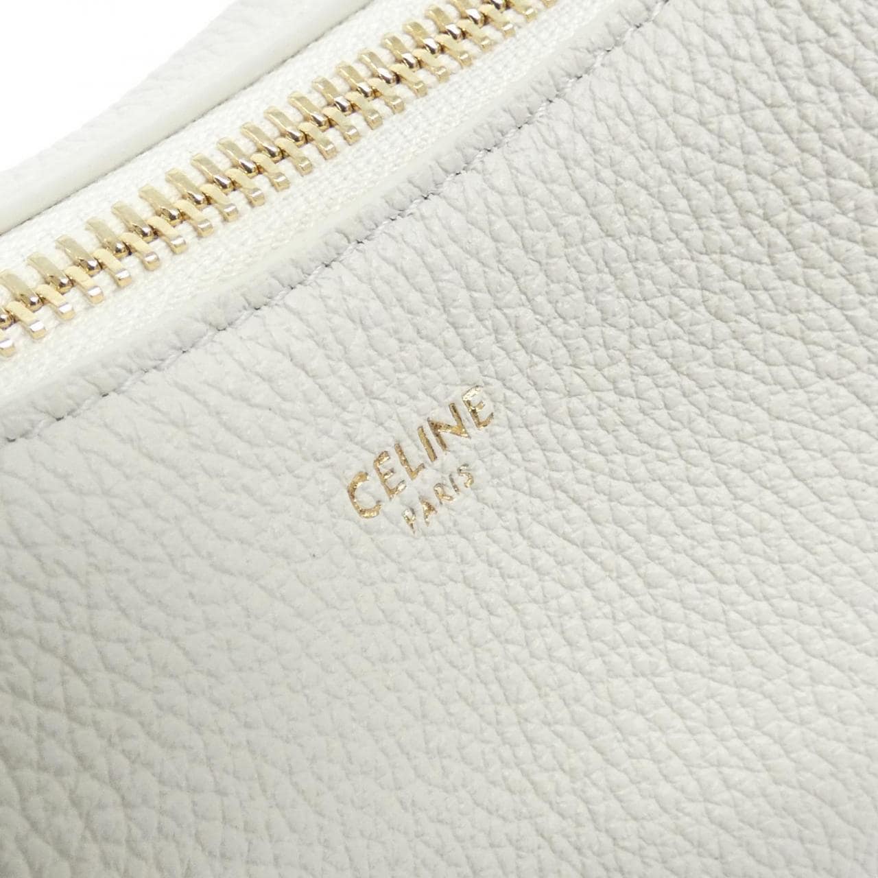 【新品】セリーヌ ティーン ルル 120723ENY バッグ