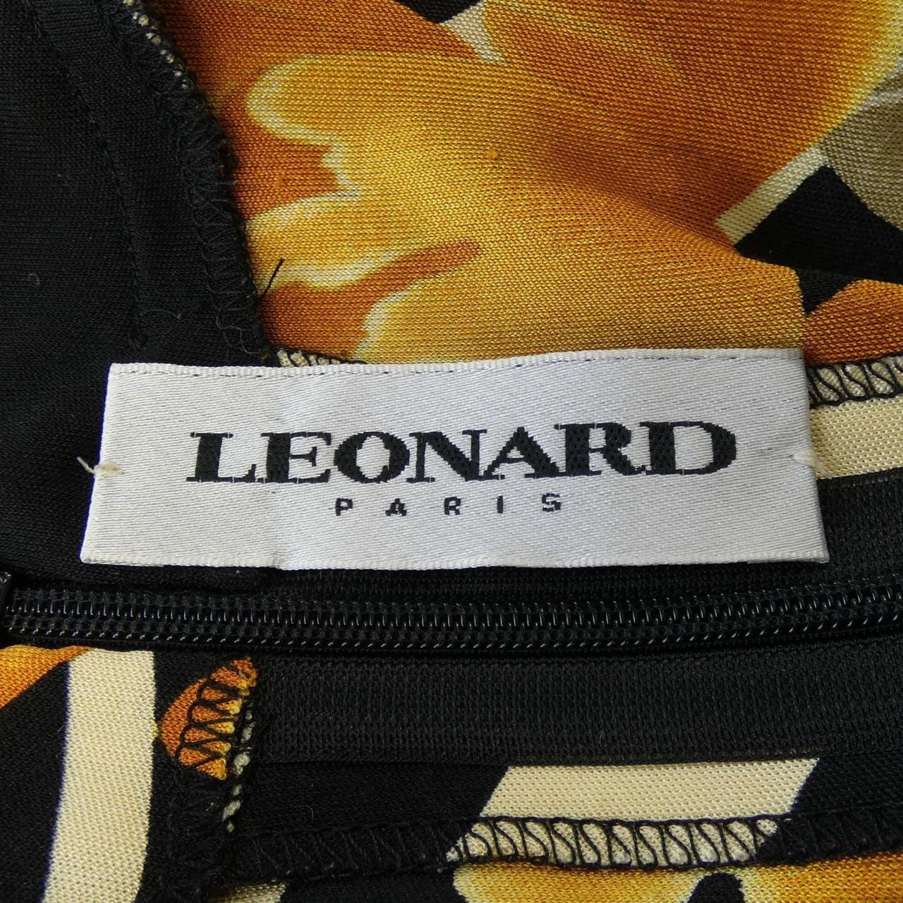 レオナール LEONARD トップス