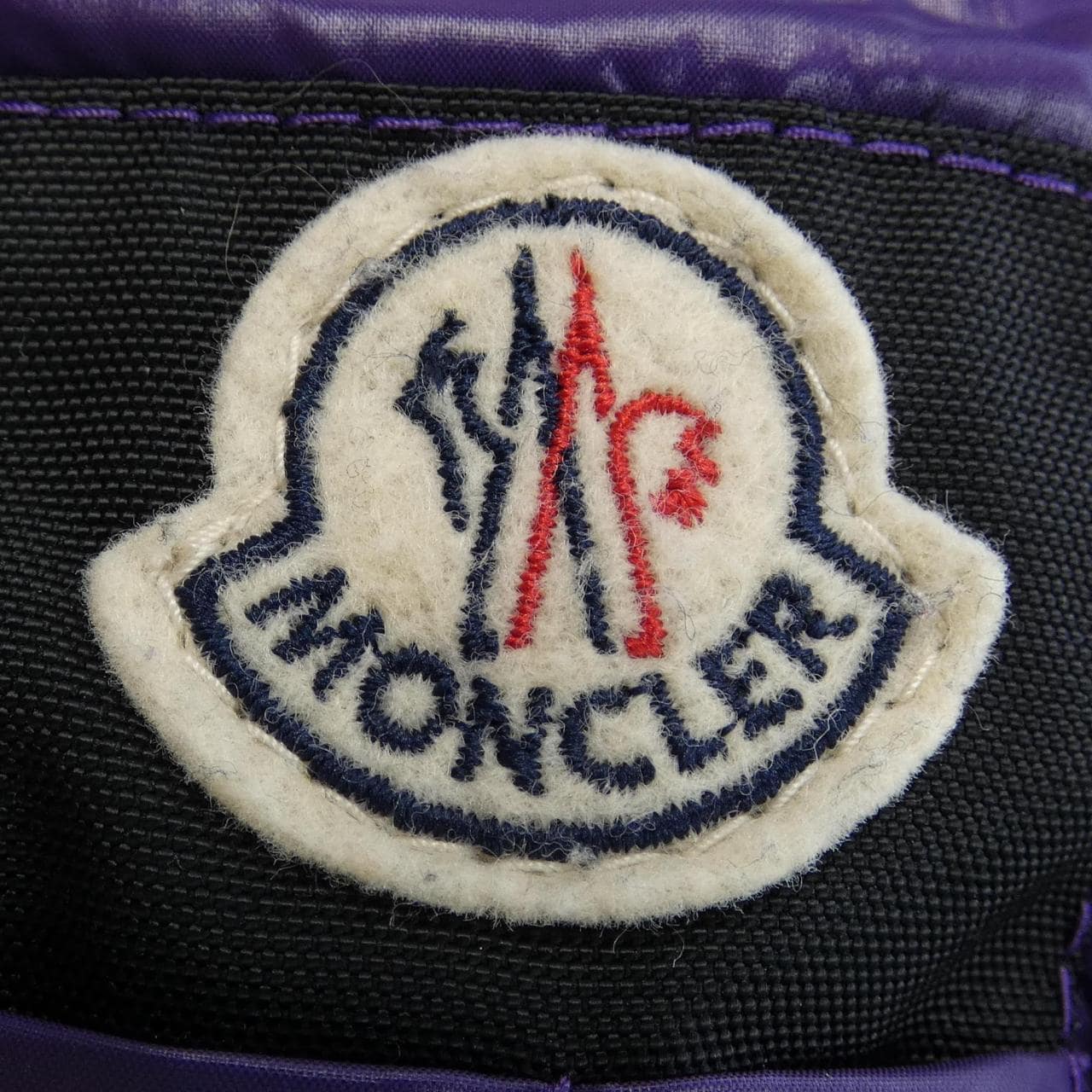 モンクレール MONCLER ダウンジャケット