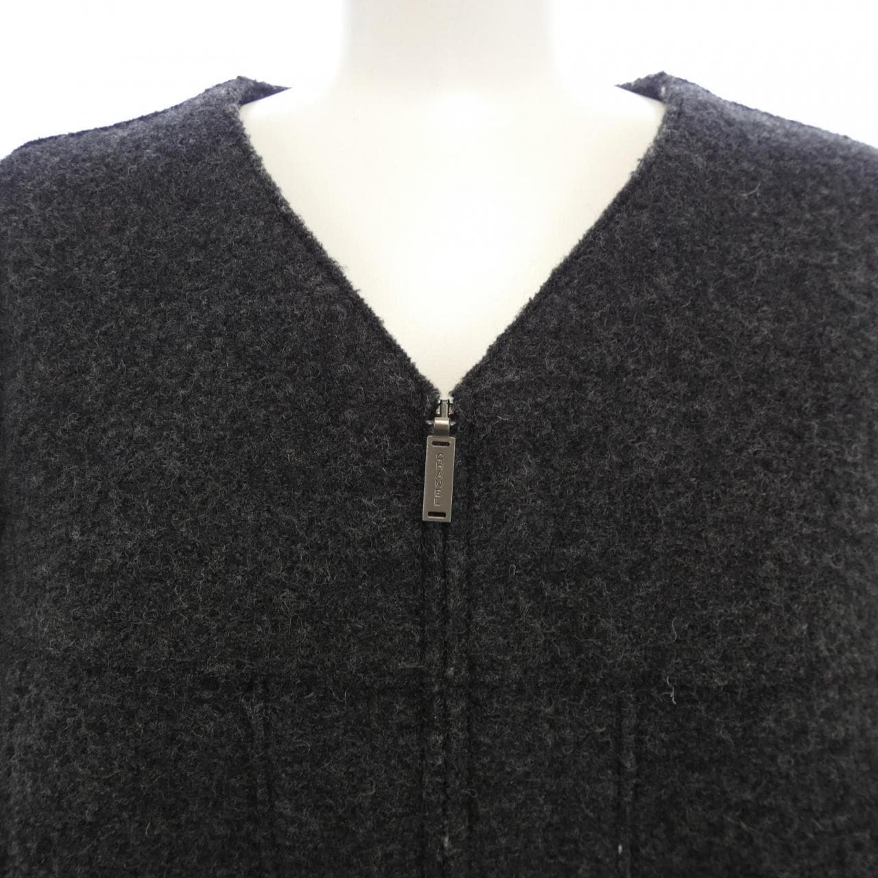 [vintage] CHANEL collarless jacket