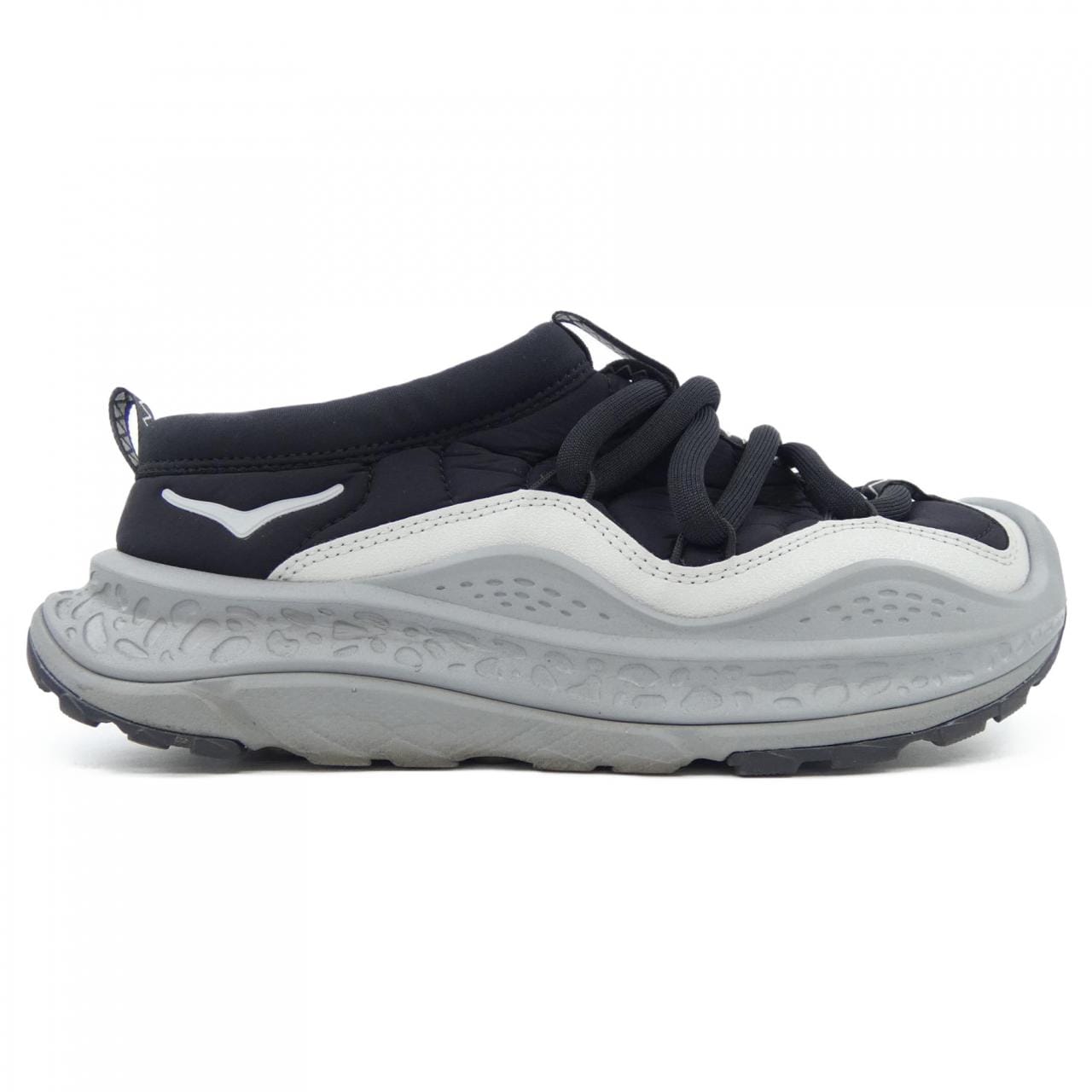 ホカオネオネ HOKA ONE ONE スニーカー
