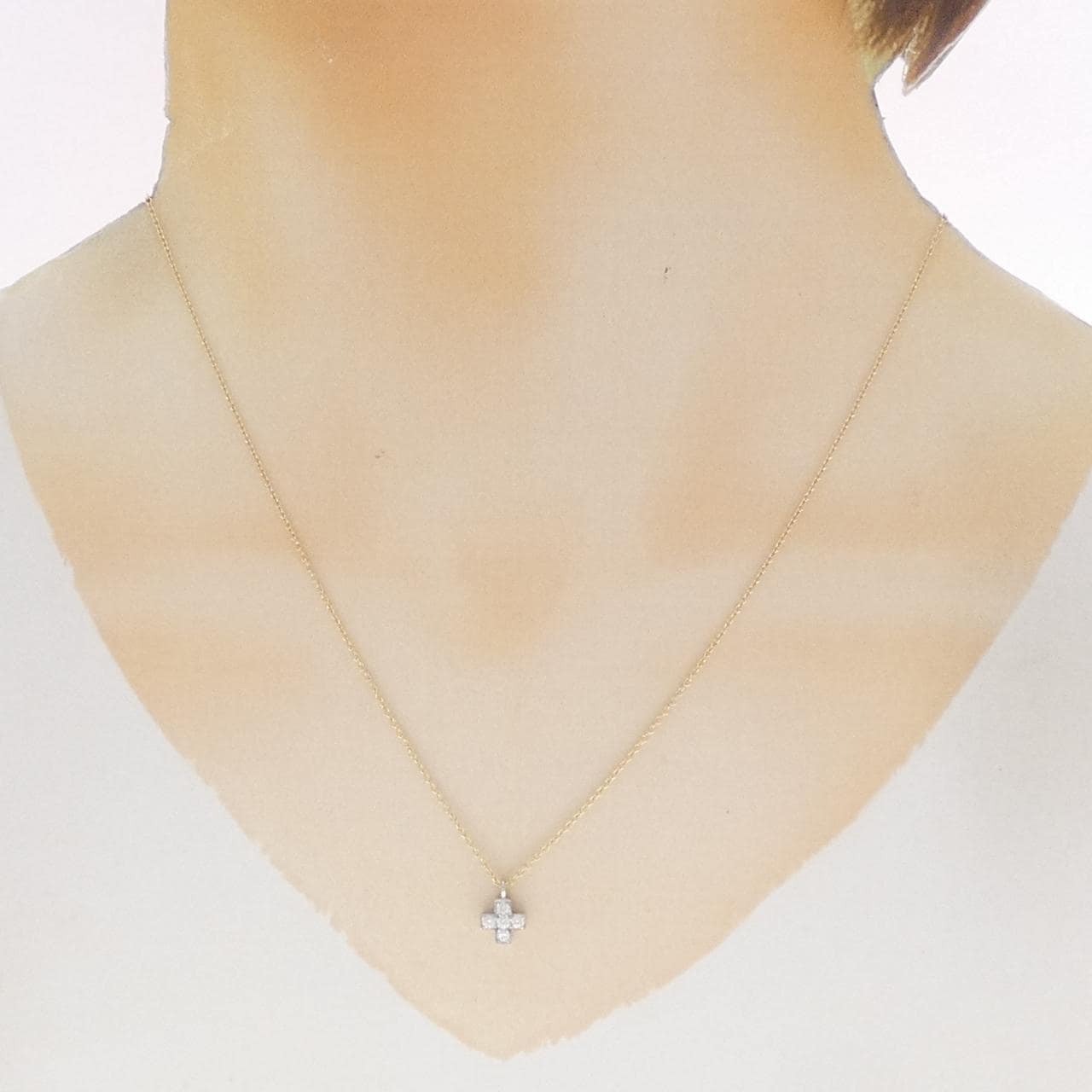 ティファニー クルーシフォーム ネックレス