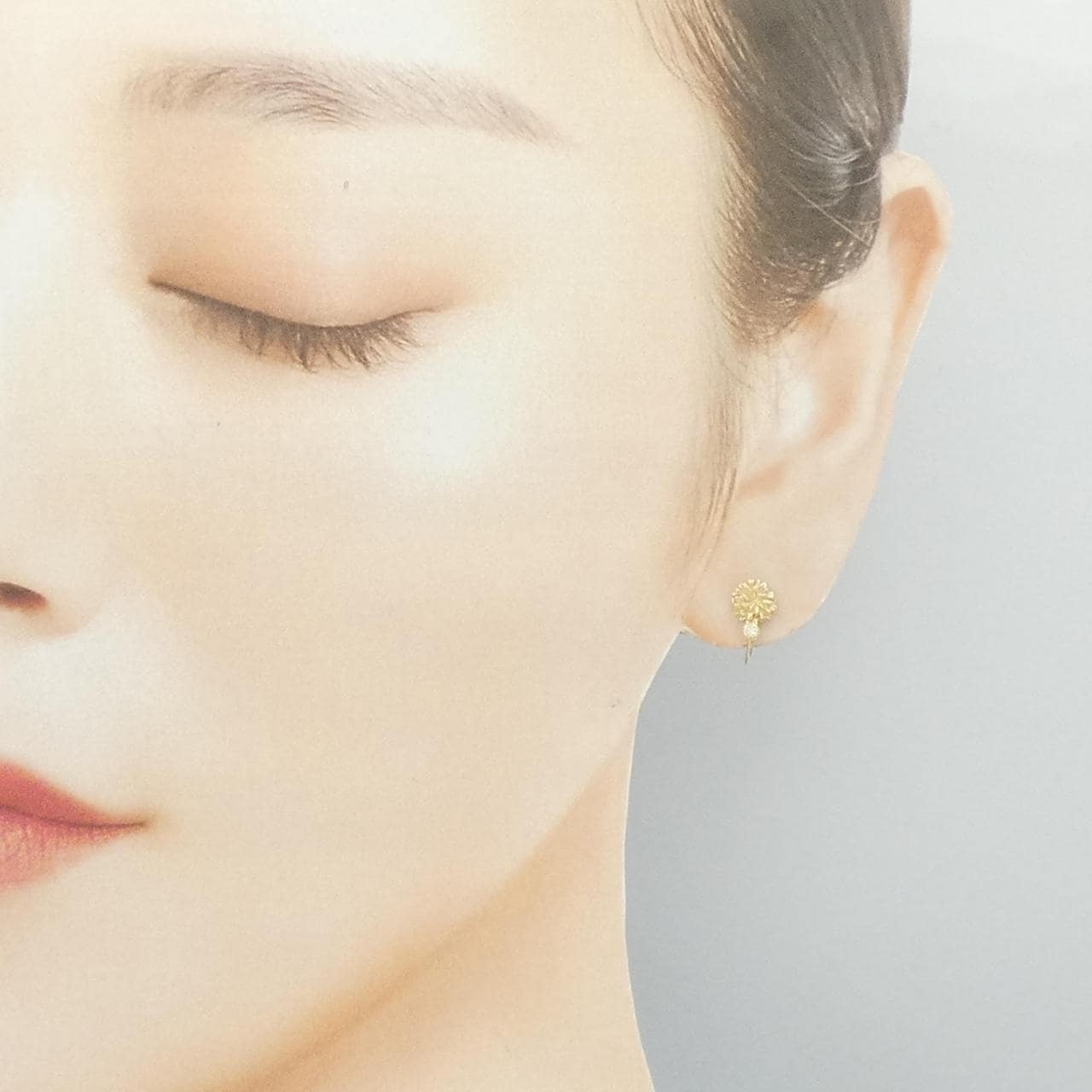 ソーイ ダイヤモンド イヤリング 0.022CT