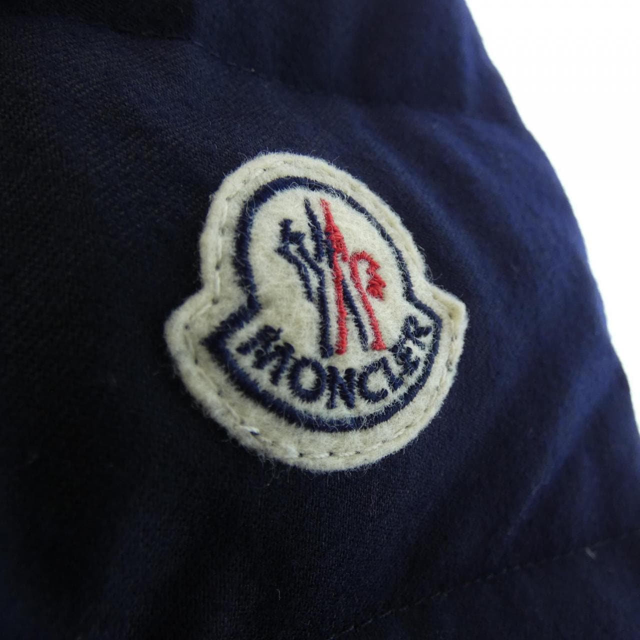 モンクレール MONCLER ダウンジャケット