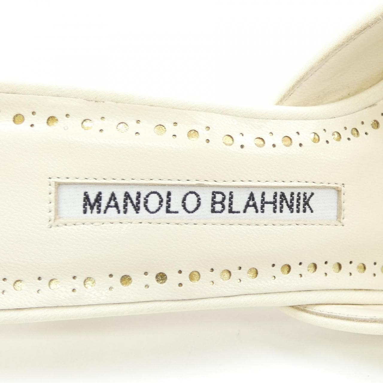 マノロブラニク MANOLO BLAHNIK パンプス