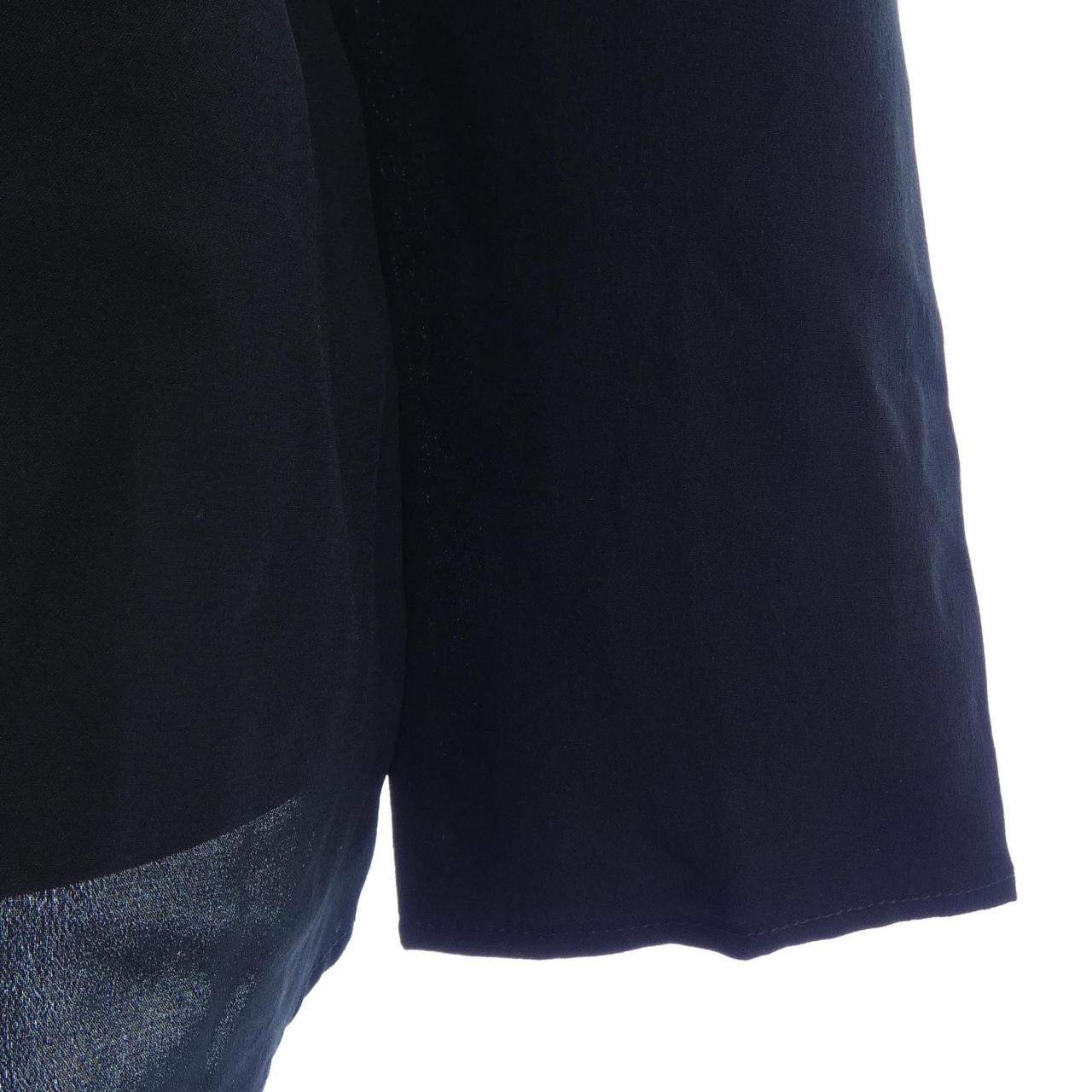 ミュウミュウ MIU MIU MT1046 E8N トップス