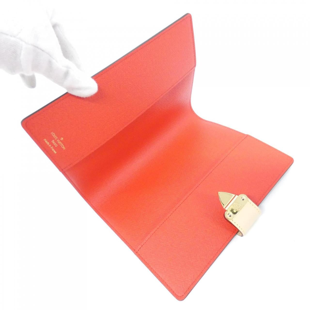 ルイヴィトン モノグラム クヴェルテュール カルネ ポール GI0238 オーガナイザー