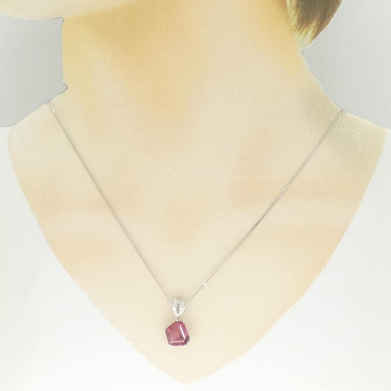 K18WG トルマリン ネックレス 3.07CT