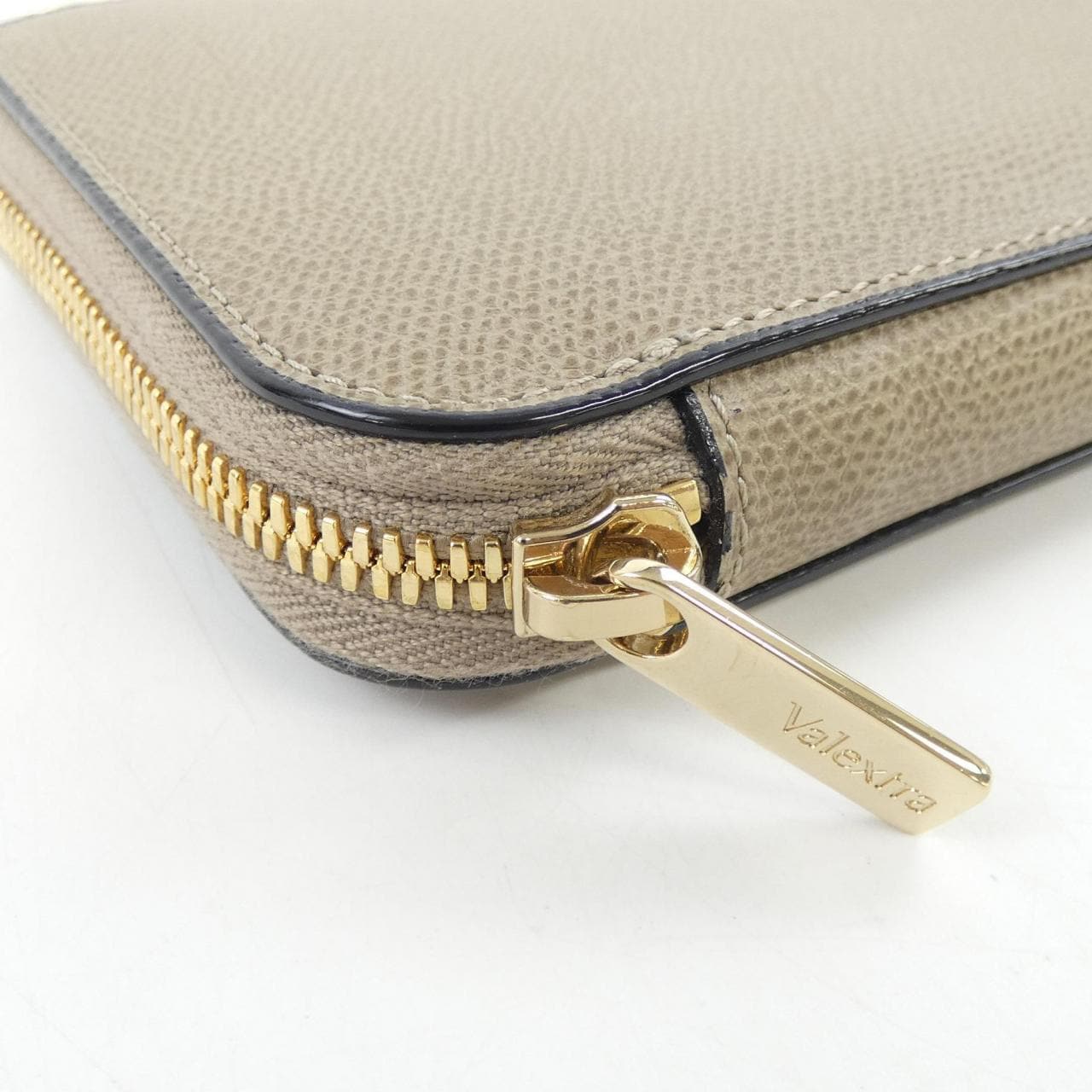 ヴァレクストラ VALEXTRA ジップパース12カード SGZA0021028LOCWZ99 WALLET
