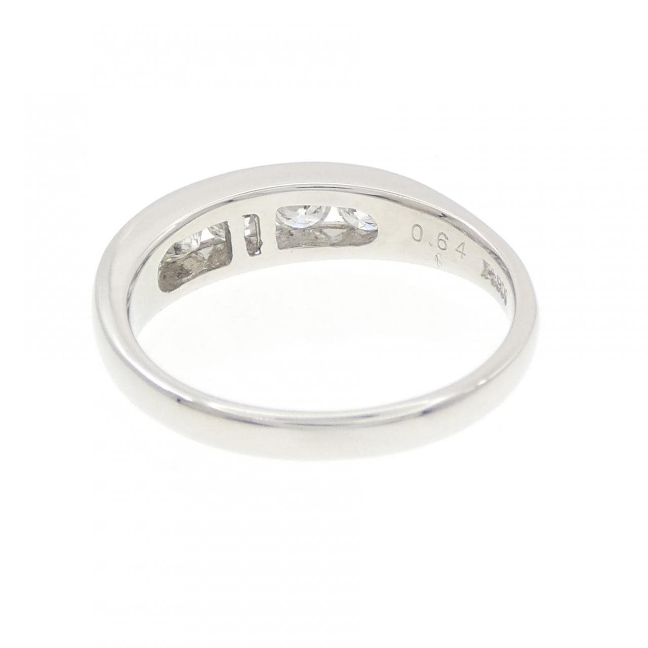 PT900 ダイヤモンド リング 0.64CT