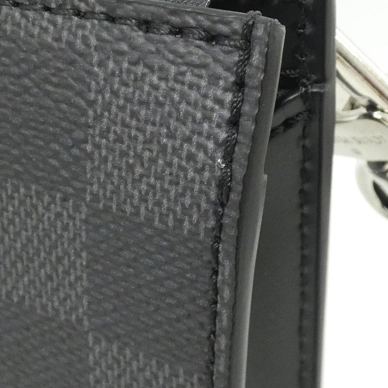 ルイヴィトン ダミエ グラフィット スタンプ サックプラ メッセンジャー N45276 バッグ