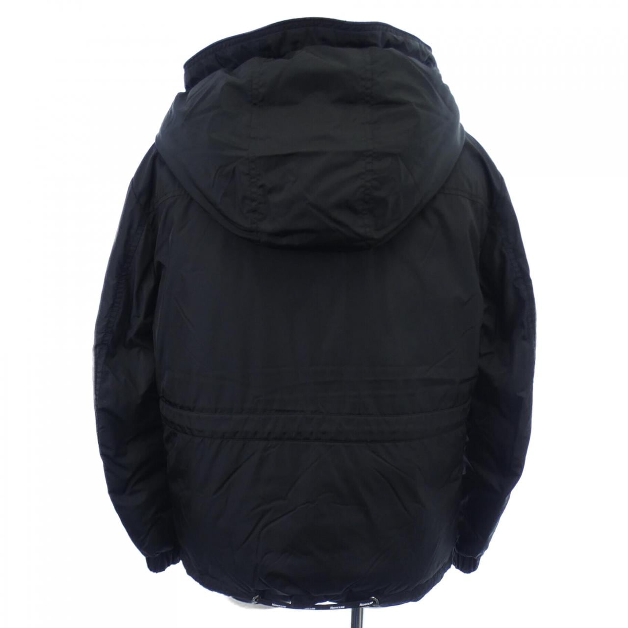 モンクレール MONCLER ダウンジャケット
