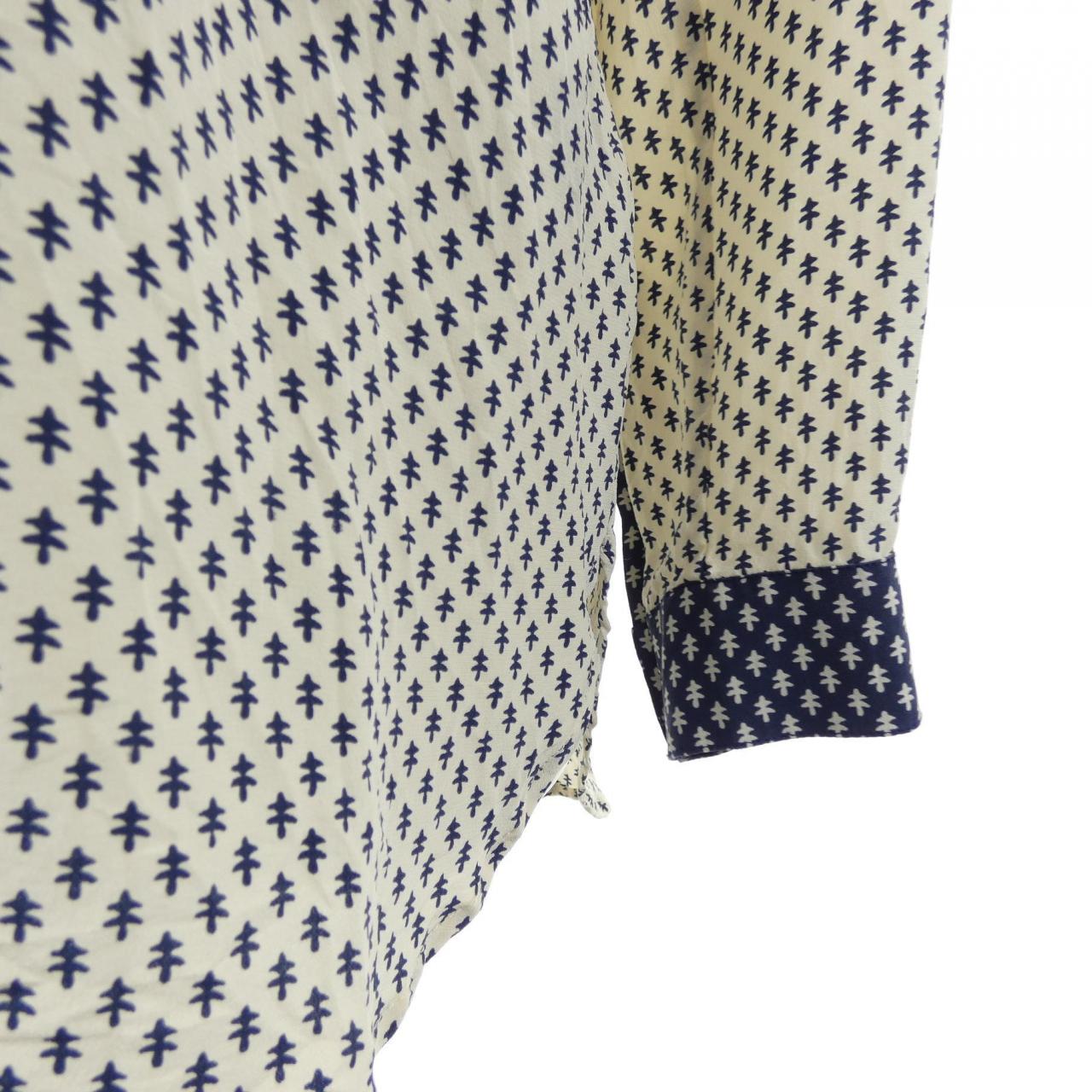 マーク バイ マークジェイコブス Marc by MARC JACOBS トップス