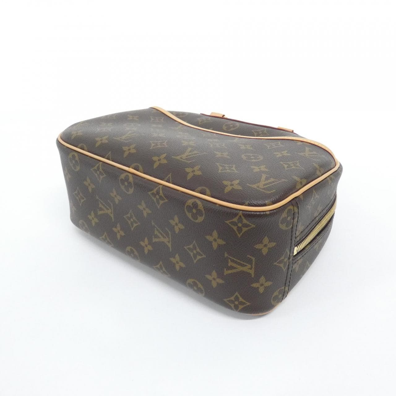 ルイヴィトン モノグラム トゥルーヴィル M42228 バッグ