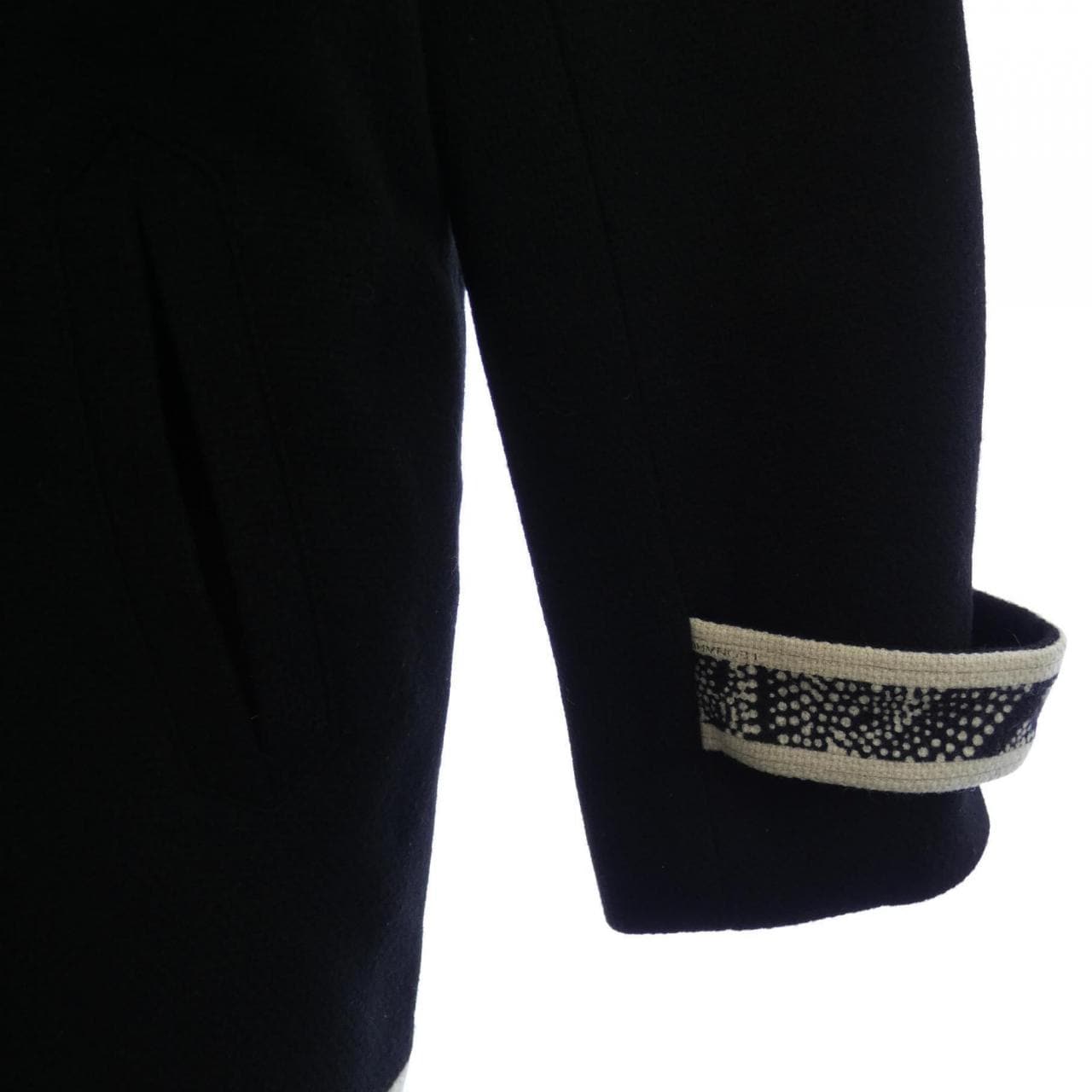 莱昂纳多时尚LEONARD FASHION外套