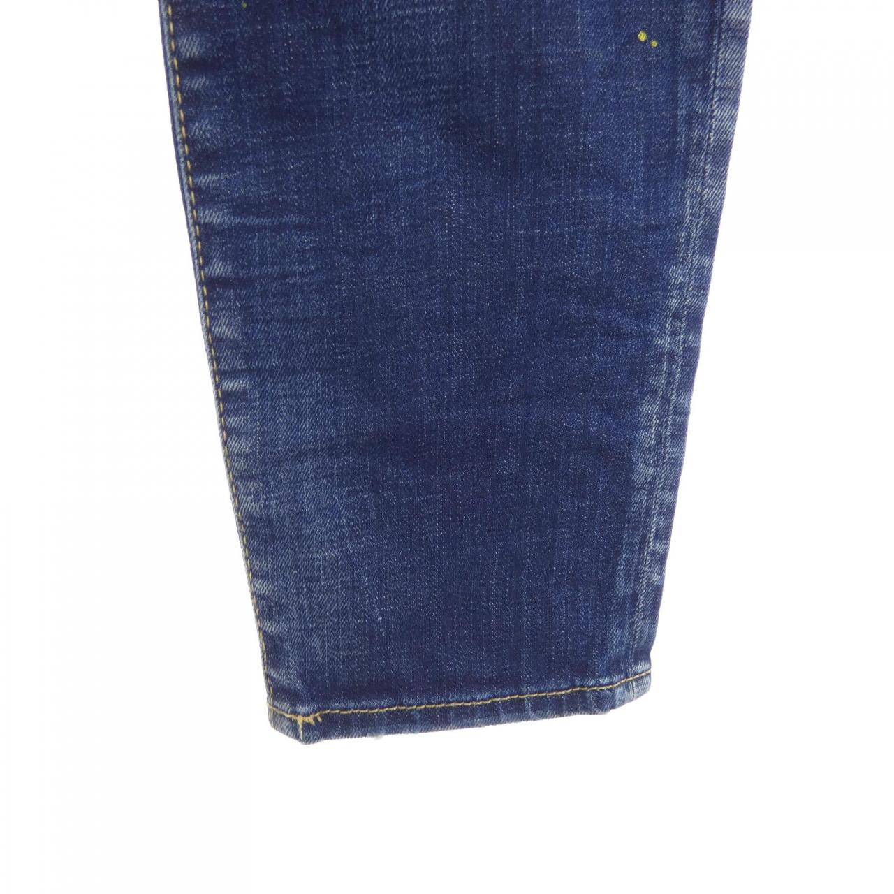 ディースクエアード DSQUARED2 S74LB0835 ジーンズ