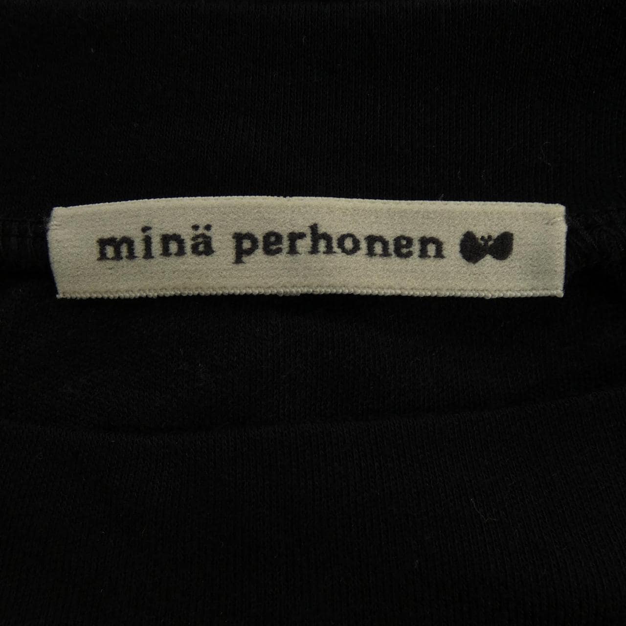 ミナペルホネン mina perhonen chocho トップス