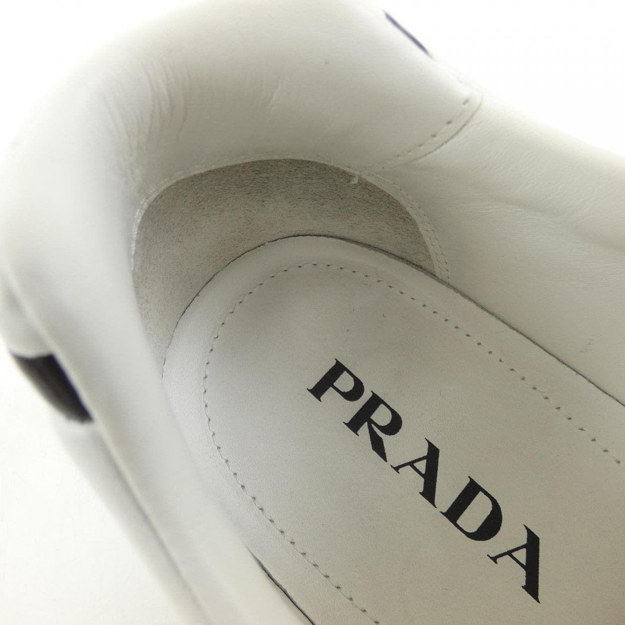 プラダ PRADA スニーカー