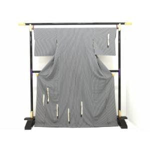 訪問着　友禅金彩加工　刺繍入り