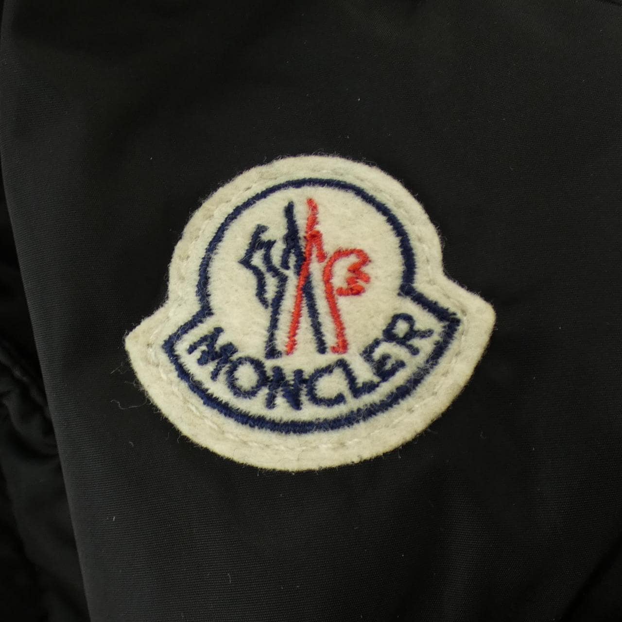 MONCLER GRIVE羽绒服