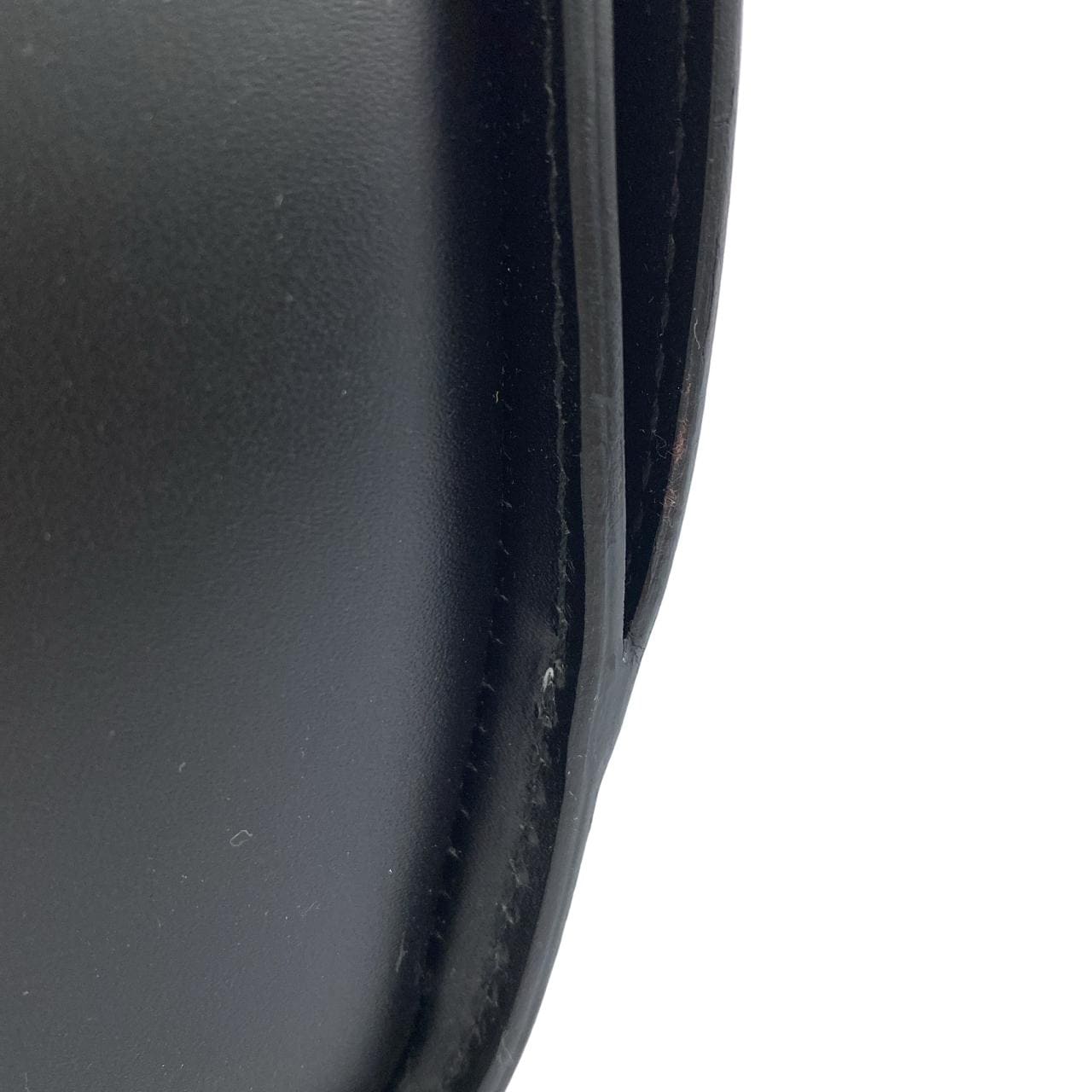 ルイヴィトン エピ ポンヌフ M52052 バッグ