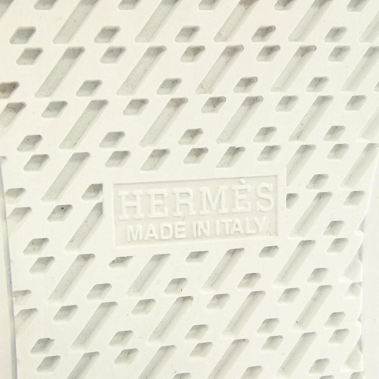 エルメス HERMES イノサン INNOCENT 241180Z スニーカー