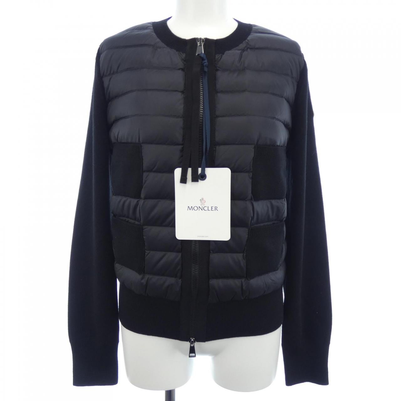 モンクレール MONCLER ダウンジャケット