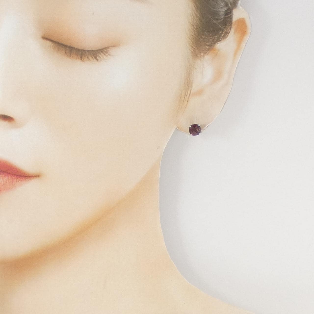 K14WG ガーネット ピアス