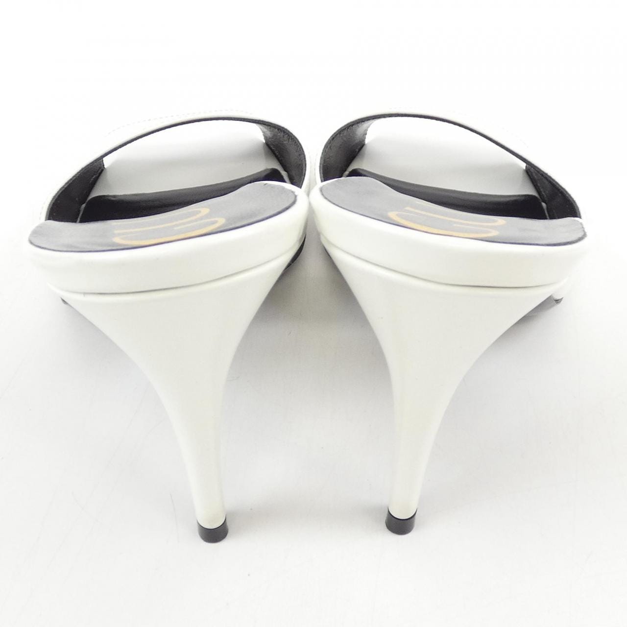 グッチ GUCCI 593389 サンダル