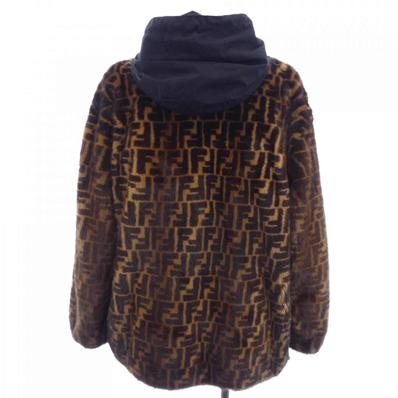 FENDI K WAY FNE70I AEKV 夾克