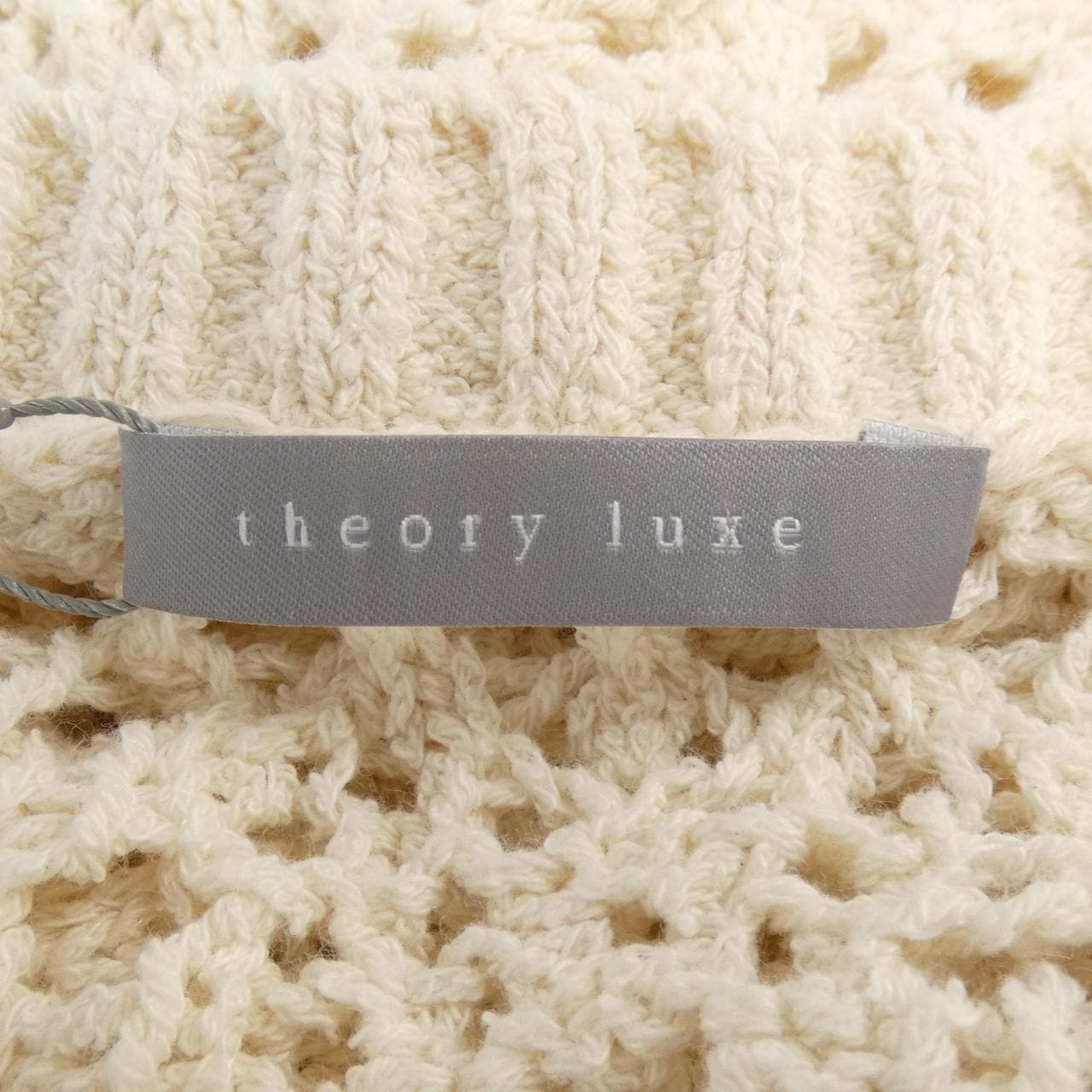 塞奧莉露Theory luxe開襟衫