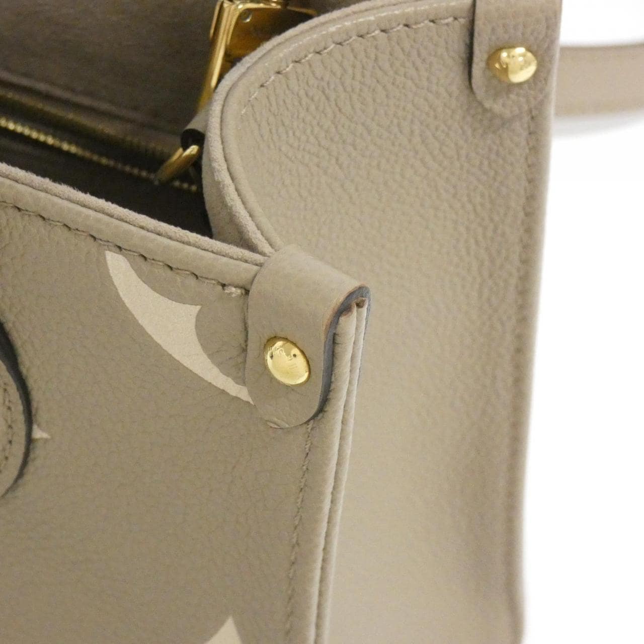 ルイヴィトン バイカラー モノグラム アンプラント オンザゴー PM M45779 バッグ