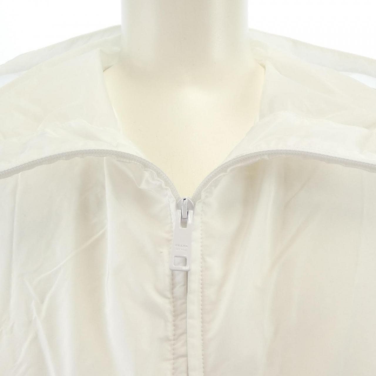 プラダ PRADA トライアングルロゴ SGC835 SOOO 1WQ9 ブルゾン