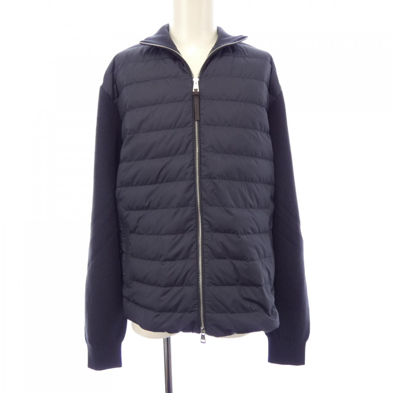 モンクレール MONCLER 20919B00033 ダウンジャケット
