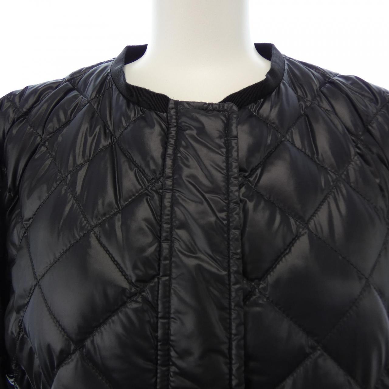 モンクレール MONCLER BARNEVILLE ダウンジャケット