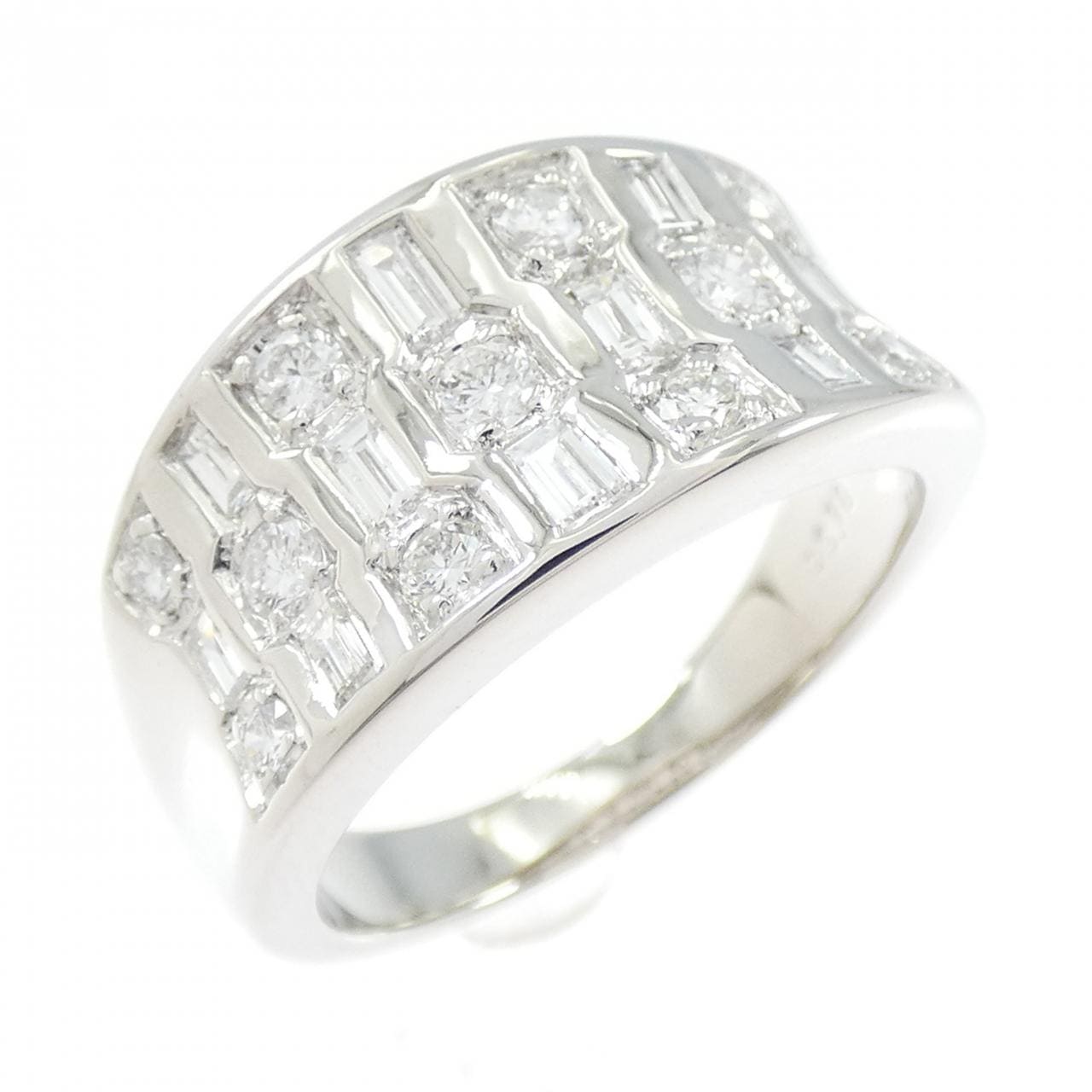 PT900 ダイヤモンド リング 0.70CT