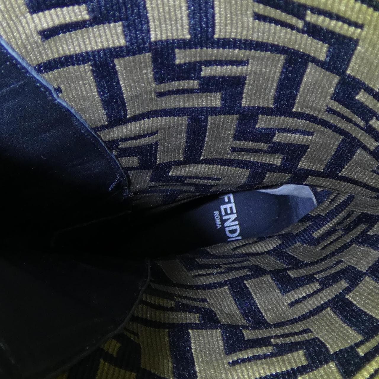 フェンディ FENDI ロングブーツ