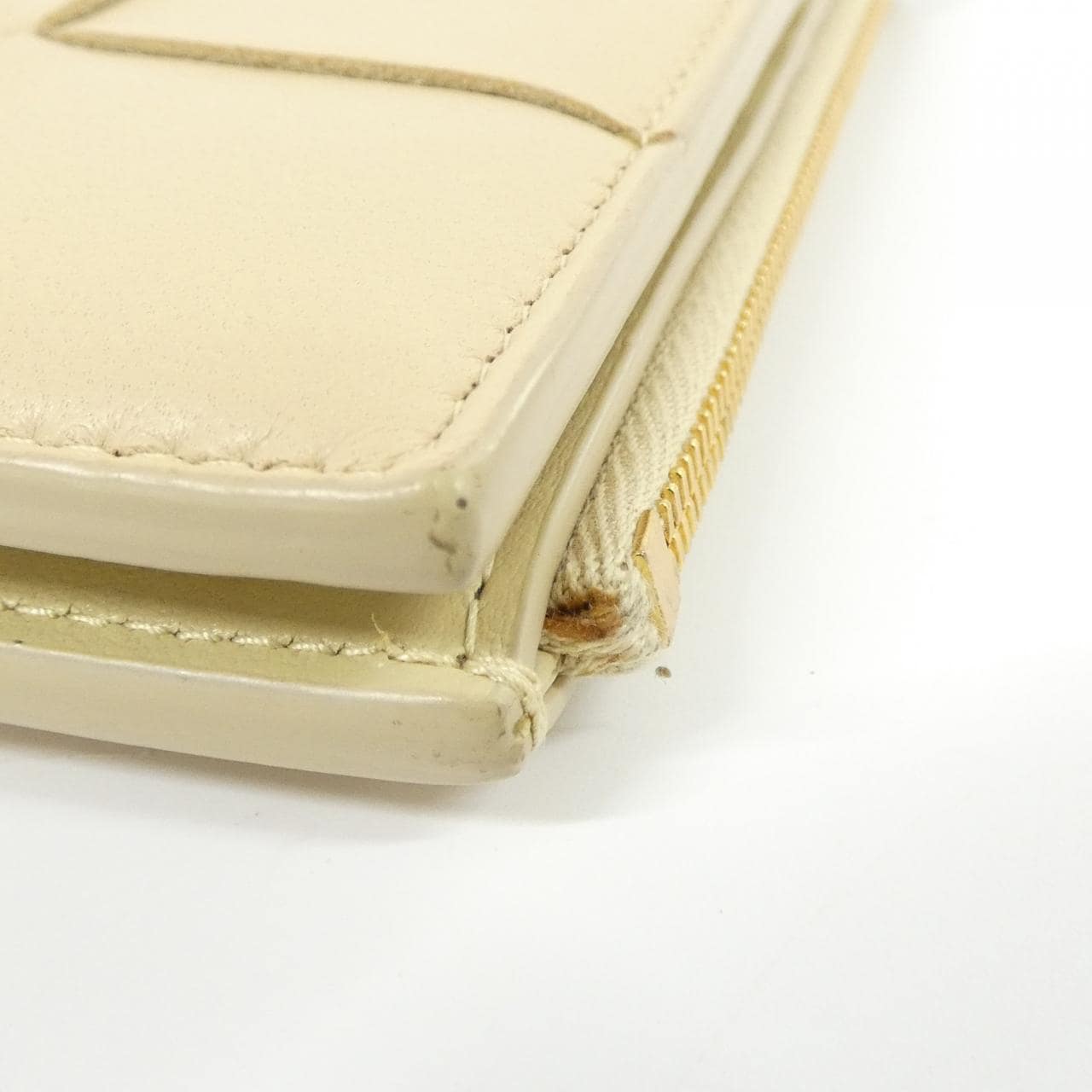 ボッテガヴェネタ 667130 VCQC1 財布