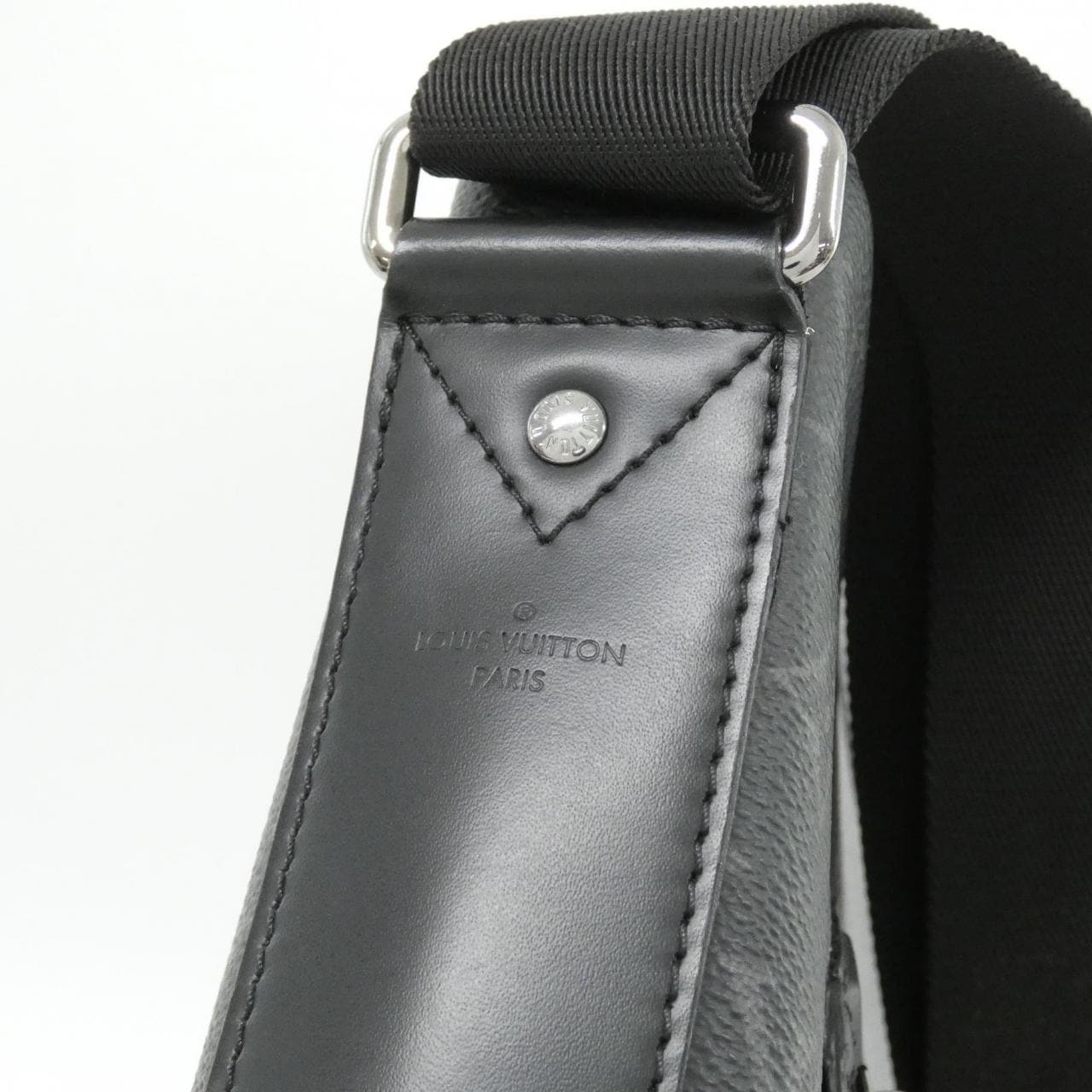 ルイヴィトン モノグラム エクリプス オディセ メッセンジャー PM M44223 ショルダーバッグ